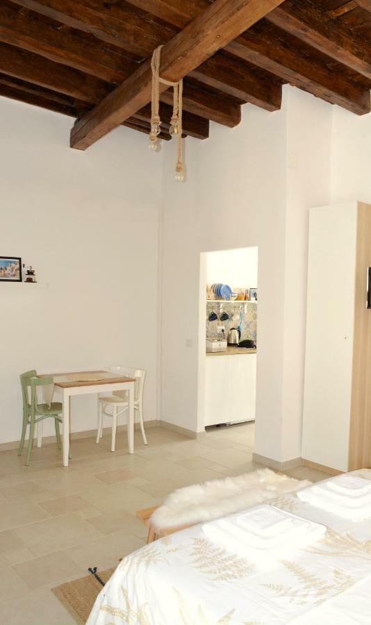 Casa Albicocca - In The Heart Of The Old Town Appartement Bari Buitenkant foto