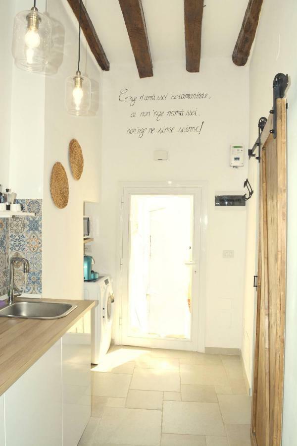 Casa Albicocca - In The Heart Of The Old Town Appartement Bari Buitenkant foto
